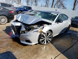 Salvage cars for sale from Copart Bridgeton, MO: 2019 Nissan Altima SR