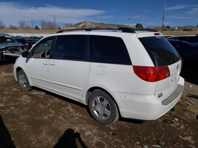 2009 Toyota Sienna CE