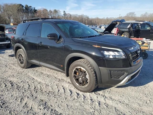 2023 Nissan Pathfinder SV