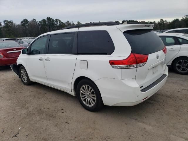 2011 Toyota Sienna XLE