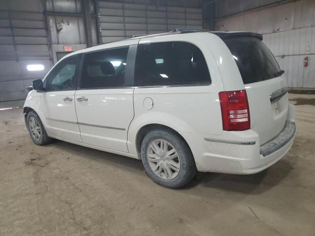 2010 Chrysler Town & Country Limited