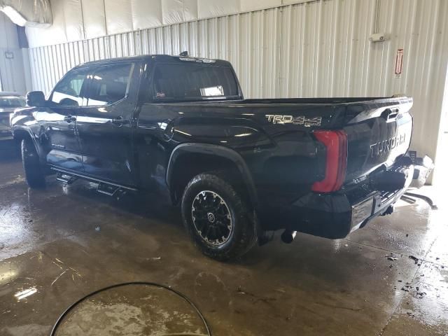 2022 Toyota Tundra Crewmax SR5