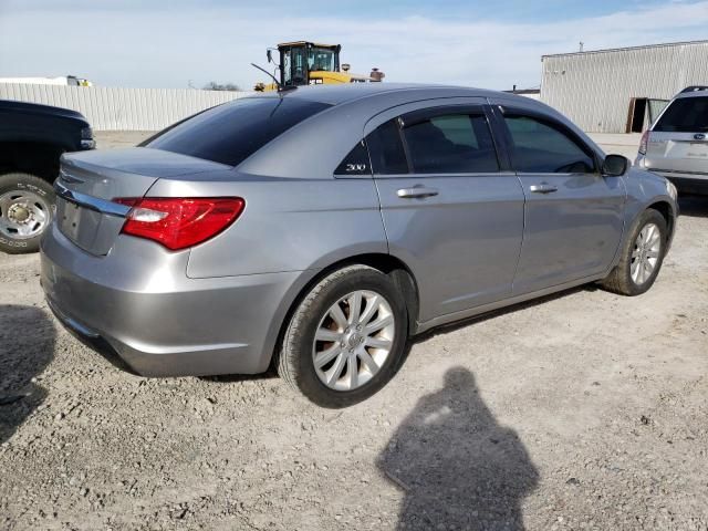 2013 Chrysler 200 Touring