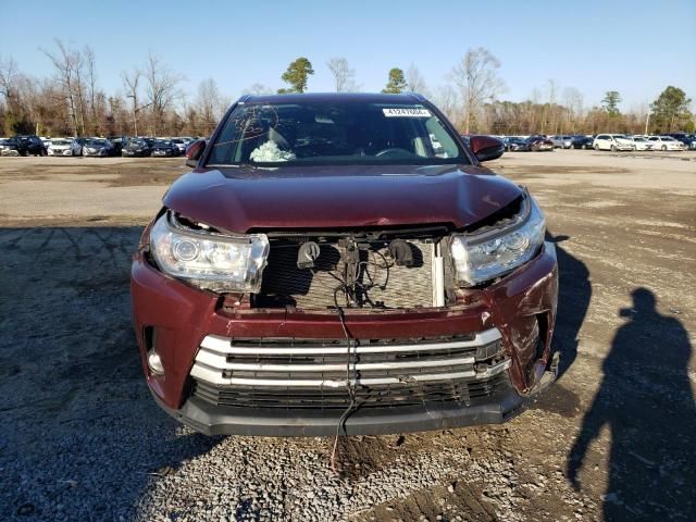 2019 Toyota Highlander SE