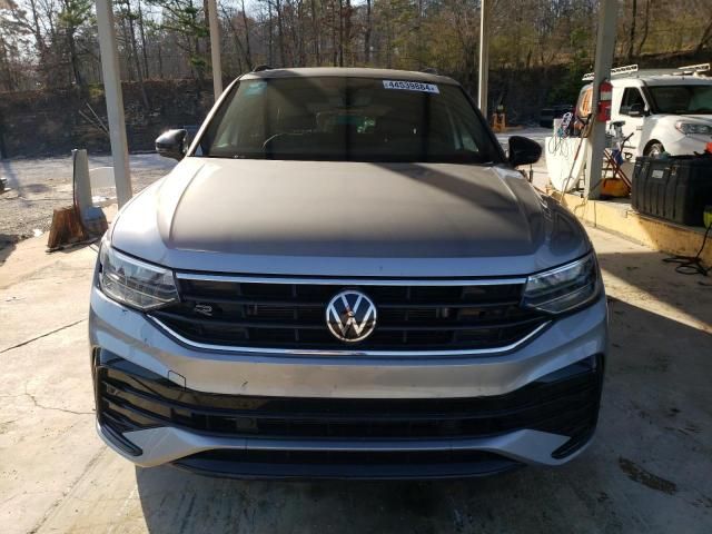 2023 Volkswagen Tiguan SE R-LINE Black