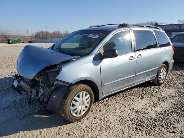 2010 Toyota Sienna CE