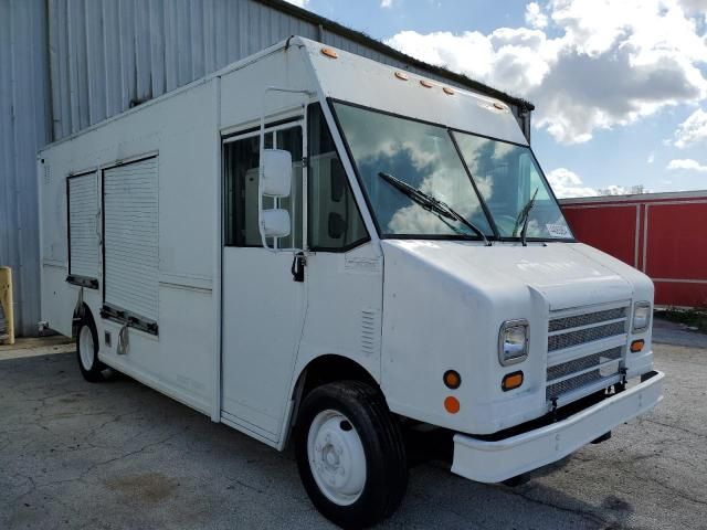 2001 Freightliner Chassis M Line WALK-IN Van