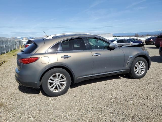 2011 Infiniti FX35