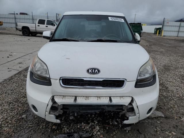 2011 KIA Soul +