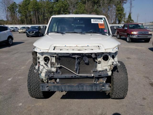 2013 Toyota FJ Cruiser