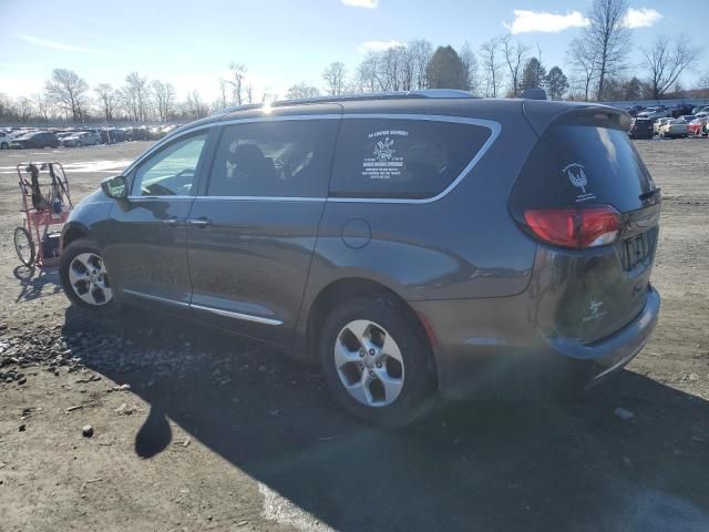 2017 Chrysler Pacifica Touring L Plus