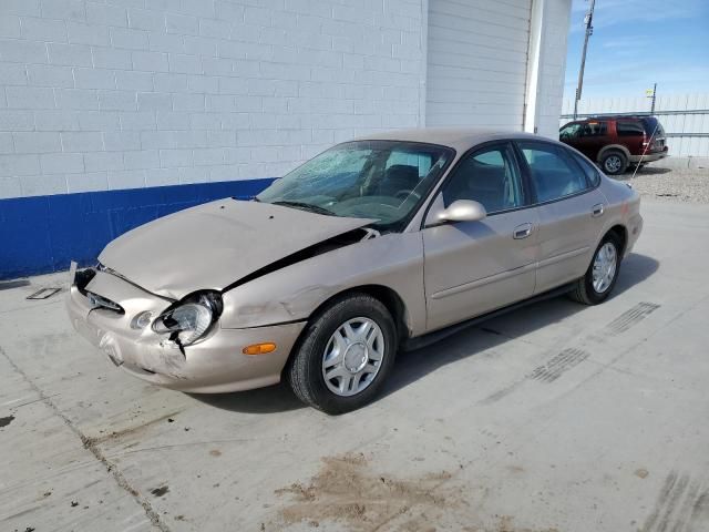 1999 Ford Taurus SE