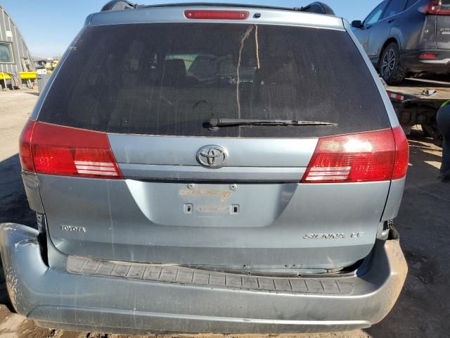 2005 Toyota Sienna CE