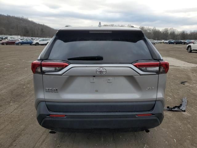 2020 Toyota Rav4 XLE