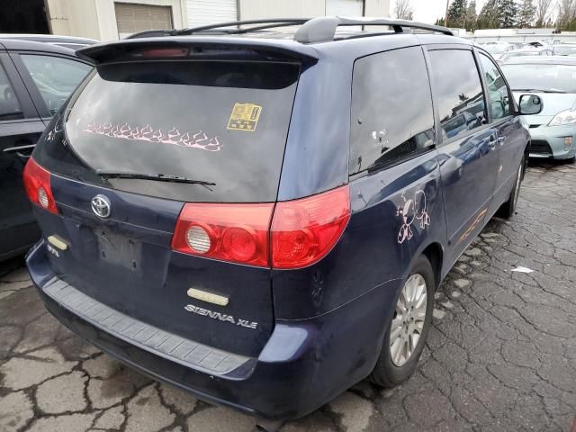 2007 Toyota Sienna XLE