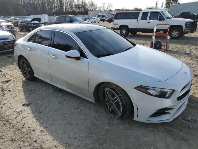 2019 Mercedes-Benz A 220