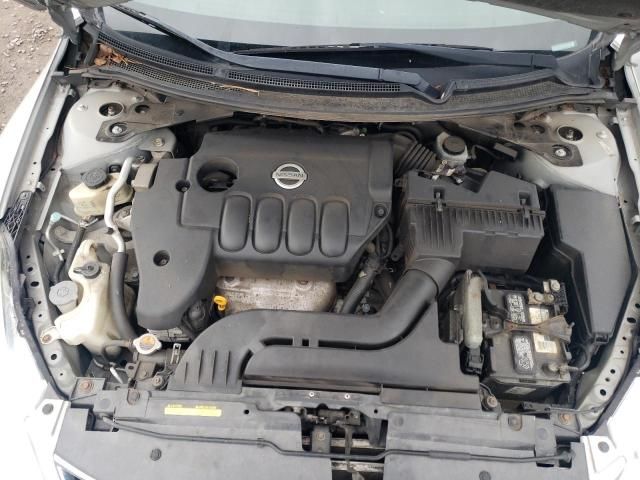 2010 Nissan Altima Base