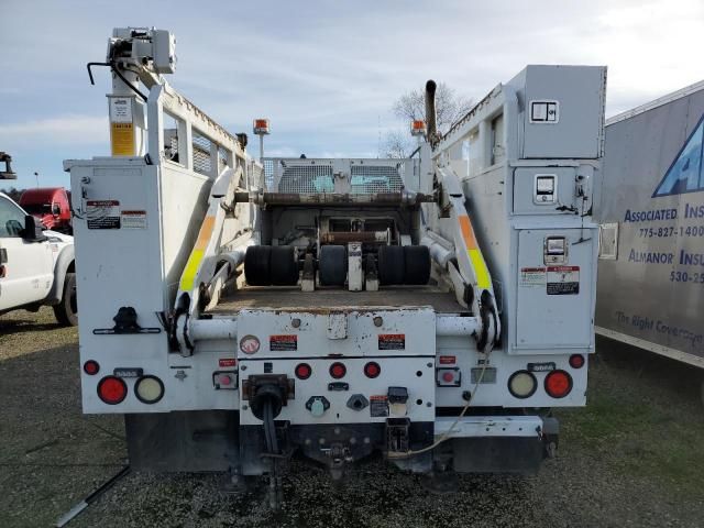 2013 Ford F750 Super Duty