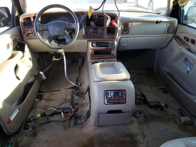 2004 Chevrolet Tahoe C1500