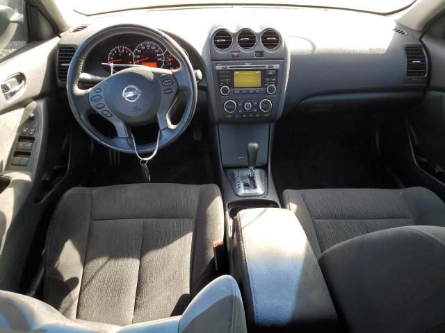 2010 Nissan Altima Base