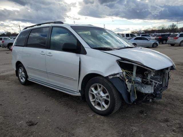 2006 Toyota Sienna XLE