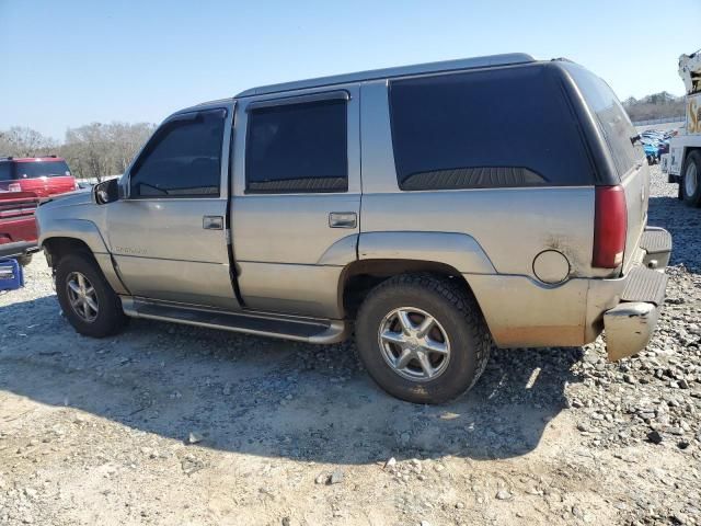 2000 Cadillac Escalade Luxury