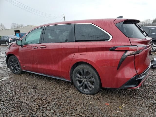 2021 Toyota Sienna XSE