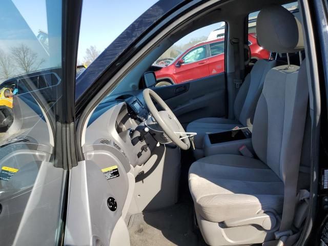 2014 KIA Sedona LX