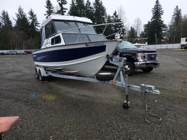 2001 Astro 2001 Starcraft Boat AND Trailer