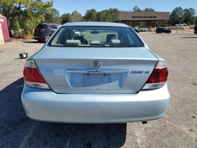 2005 Toyota Camry LE