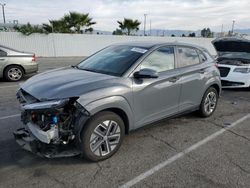 Hyundai Kona SE Vehiculos salvage en venta: 2023 Hyundai Kona SE