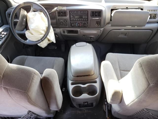 2004 Ford Excursion XLT