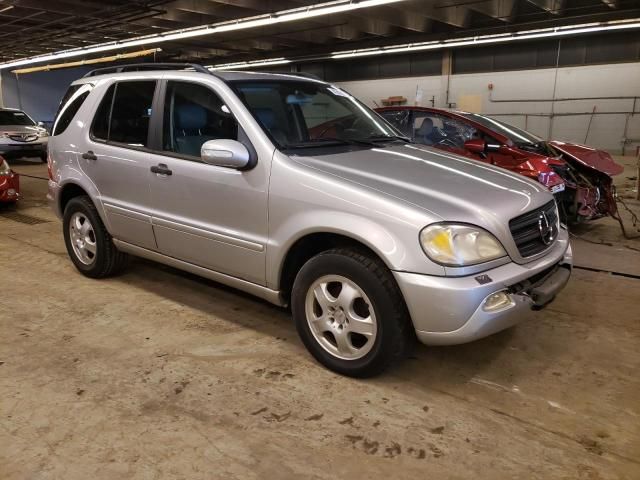 2002 Mercedes-Benz ML 320