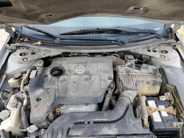 2010 Nissan Altima Base