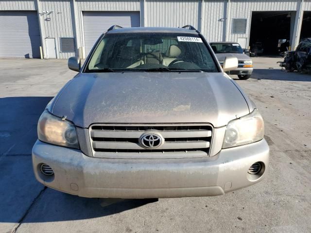 2004 Toyota Highlander Base