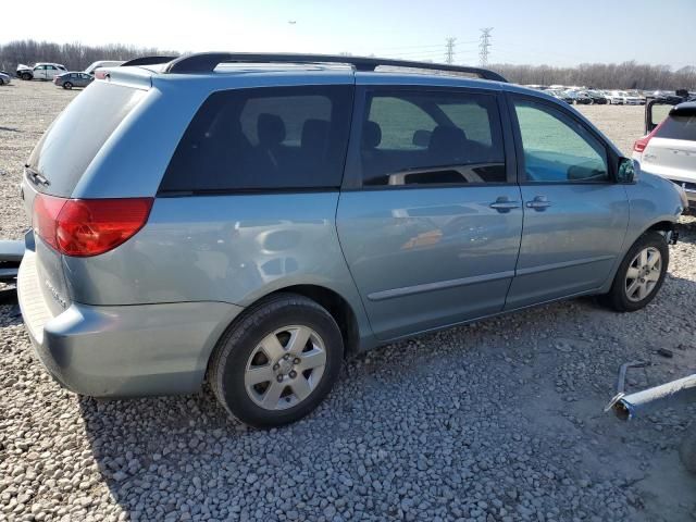 2007 Toyota Sienna XLE