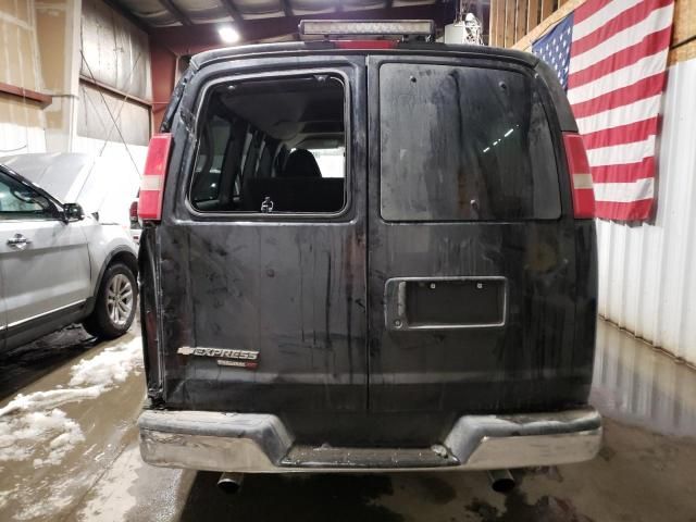 2013 Chevrolet Express G1500 LT