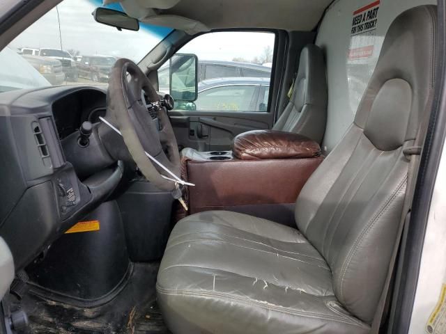 2006 GMC Savana Cutaway G3500