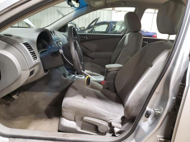 2010 Nissan Altima Base