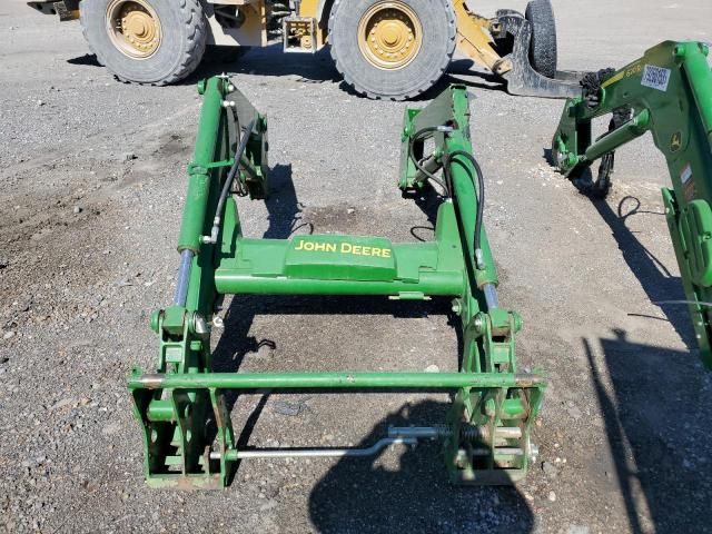 2022 John Deere 520M