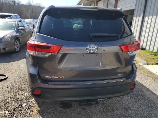 2019 Toyota Highlander SE