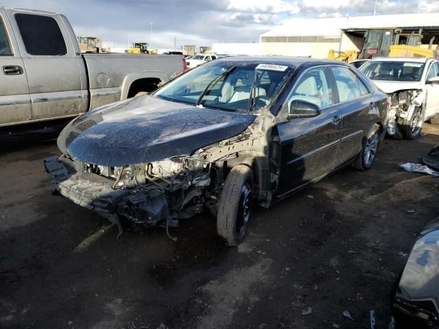 2015 Toyota Camry Hybrid