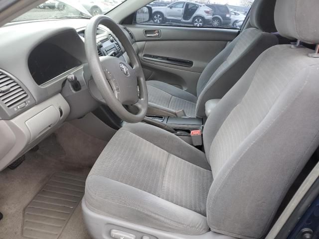 2005 Toyota Camry LE