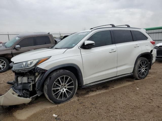 2018 Toyota Highlander SE