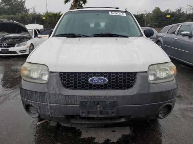 2005 Ford Escape XLS