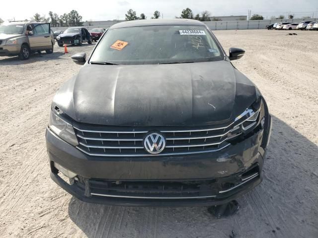 2016 Volkswagen Passat SE