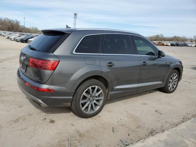 2018 Audi Q7 Premium Plus