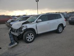 Salvage cars for sale at Indianapolis, IN auction: 2013 Toyota Highlander Base