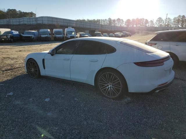 2018 Porsche Panamera 4