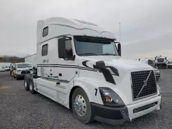 Salvage trucks for sale at Fredericksburg, VA auction: 2008 Volvo VN VNL